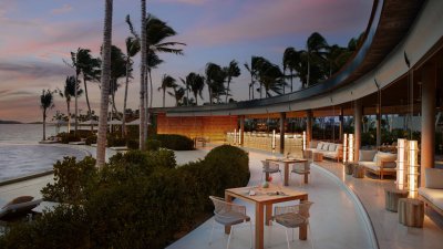 Shoreline Beach Grill