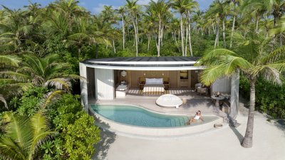 Beachfront Villa with Pool